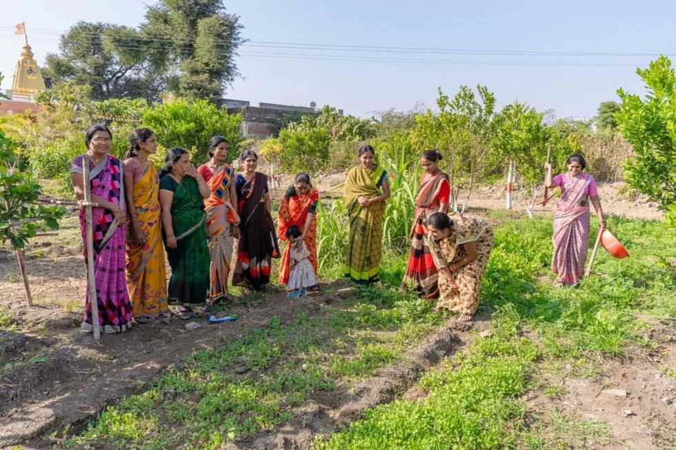 Contending with Perceived Legitimacy Tensions: Impact Investing in Pluralistic Institutional Environments